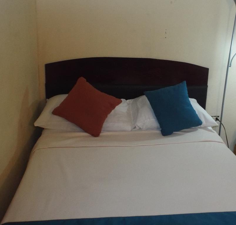 Tropical Court Inn New קינגסטון חדר תמונה