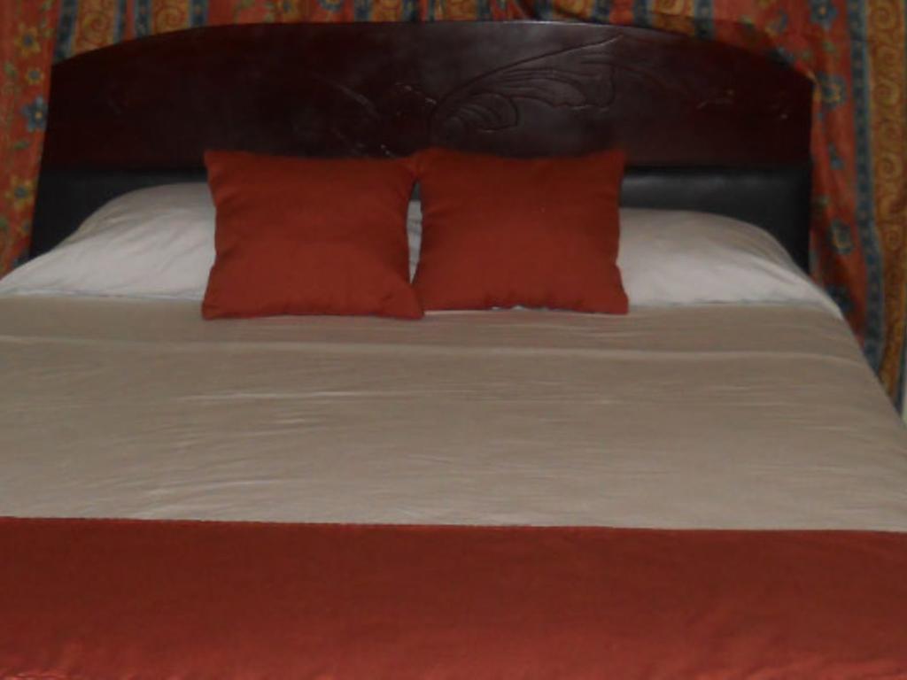 Tropical Court Inn New קינגסטון חדר תמונה