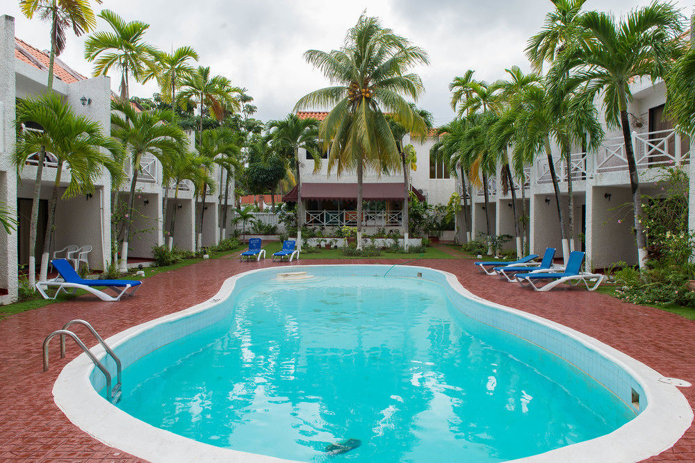 Tropical Court Inn New קינגסטון מראה חיצוני תמונה