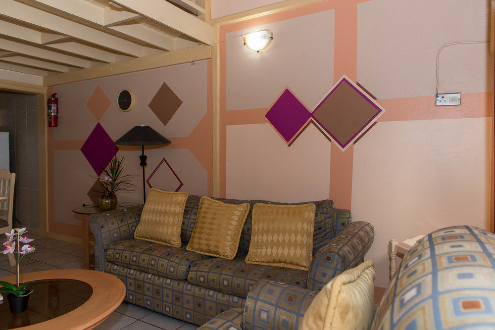 Tropical Court Inn New קינגסטון מראה חיצוני תמונה