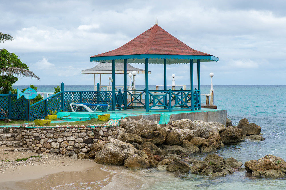 Tropical Court Inn New קינגסטון מראה חיצוני תמונה